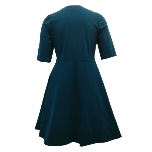 Takasaki petroleum. Kjole i store størrelser fra Amamiko