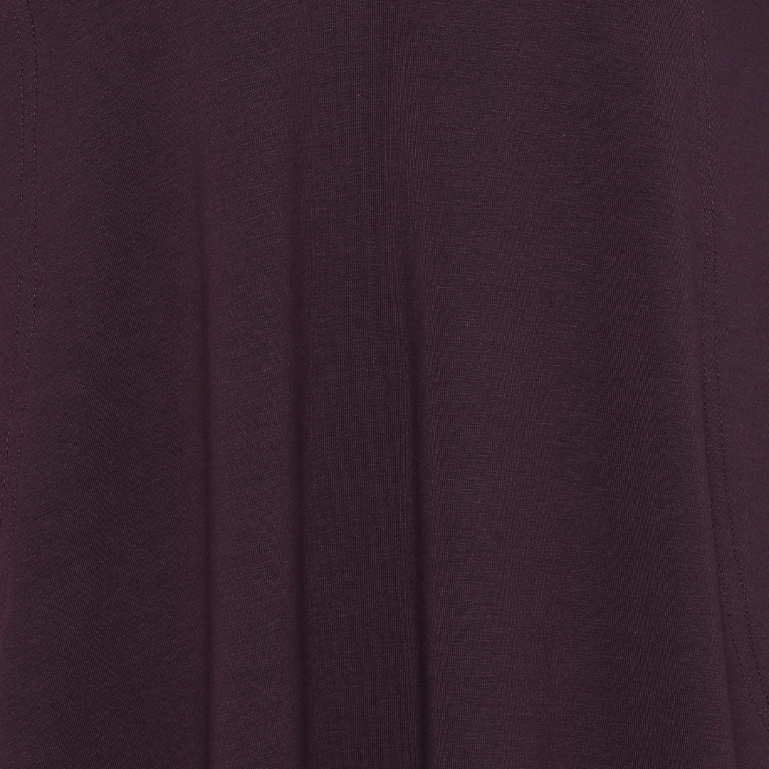 Takasaki Aubergine. Kjole i store størrelser fra Amamiko