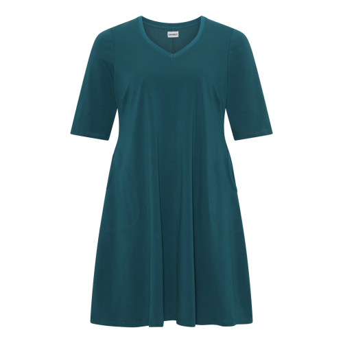 Tulla Petroleum. Kjole i store størrelser fra Amamiko.