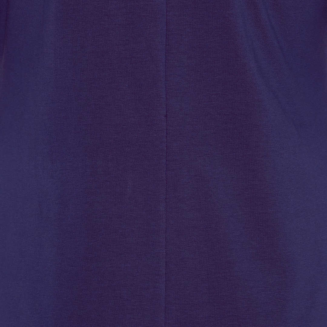 Tulla Purple. Kjole i store størrelser fra Amamiko.