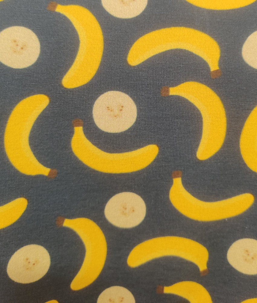 Keiko Banana. Bluse i store størrelser fra Amamiko