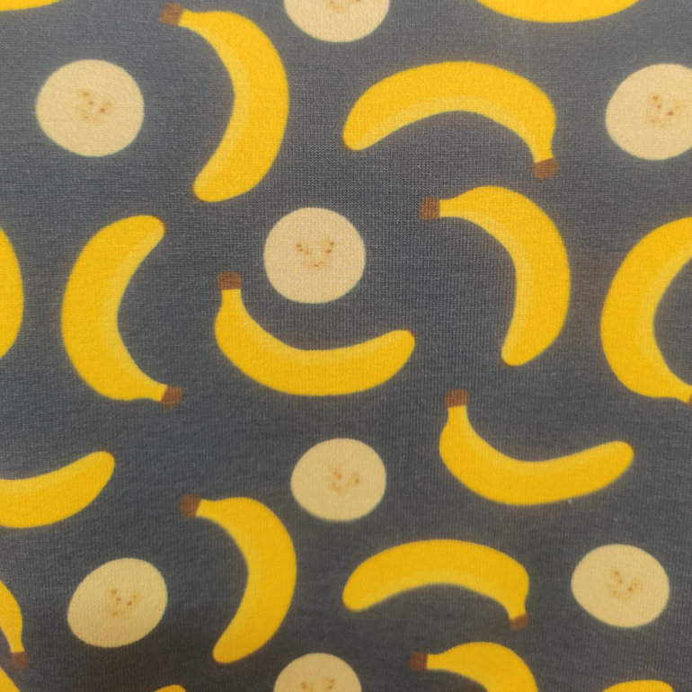 Keiko Banana. Bluse i store størrelser fra Amamiko