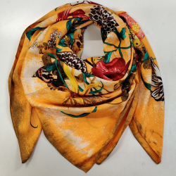 Stort kvadratisk Silke Tørklæde - Gule Heste