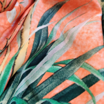 Stort kvadratisk Silke Tørklæde - Orange Blomsterbusk