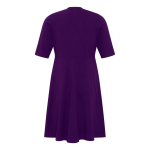 Lilla plus size kjole med v-udskæring. Kjole med lommer i store størrelser fra Amamiko