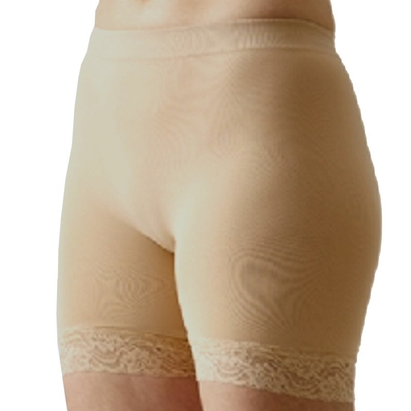 Billede af Plus size shorts med blonde i Nude - Festival501000