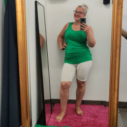 Bamboo Tank Top Green. Top i store størrelser fra Amamiko