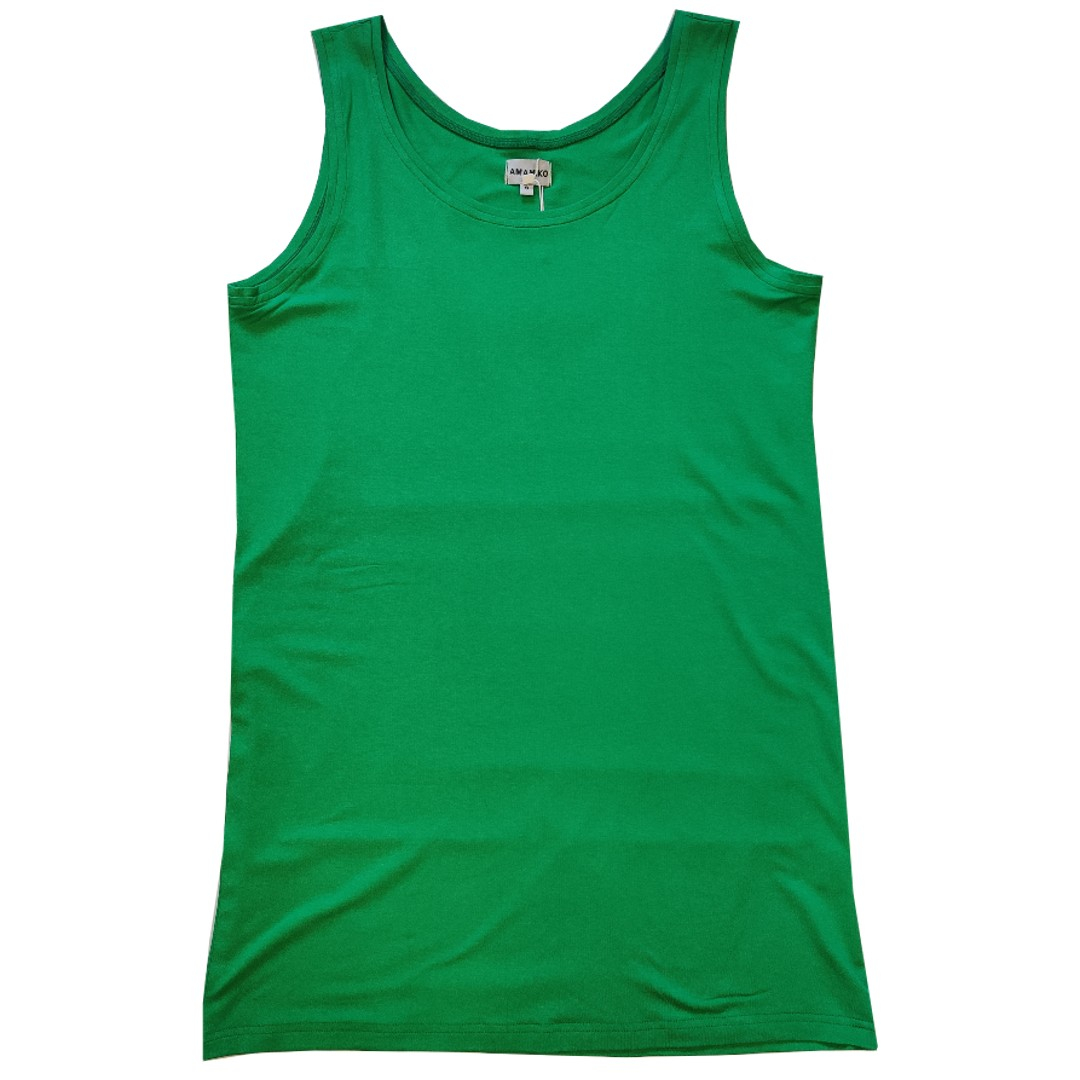 Bamboo Tank Top Green. Top i store størrelser fra Amamiko