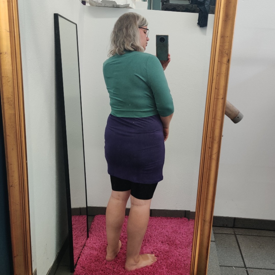 Bamboo Bolero Ocean. Bolero i store størrelser fra Amamiko