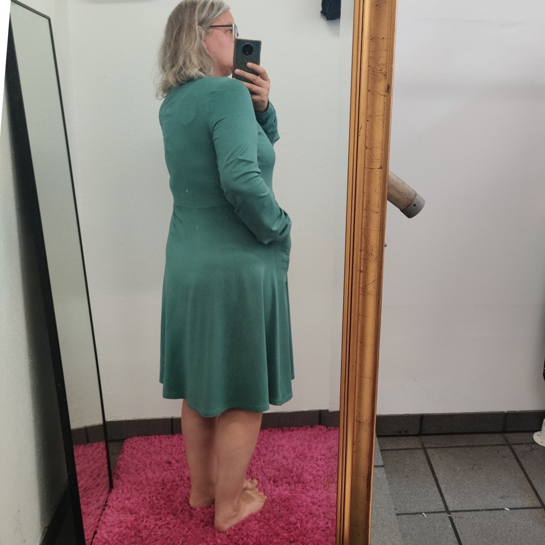 Bamboo Cardigan Ocean. Cardigan i store størrelser fra Amamiko