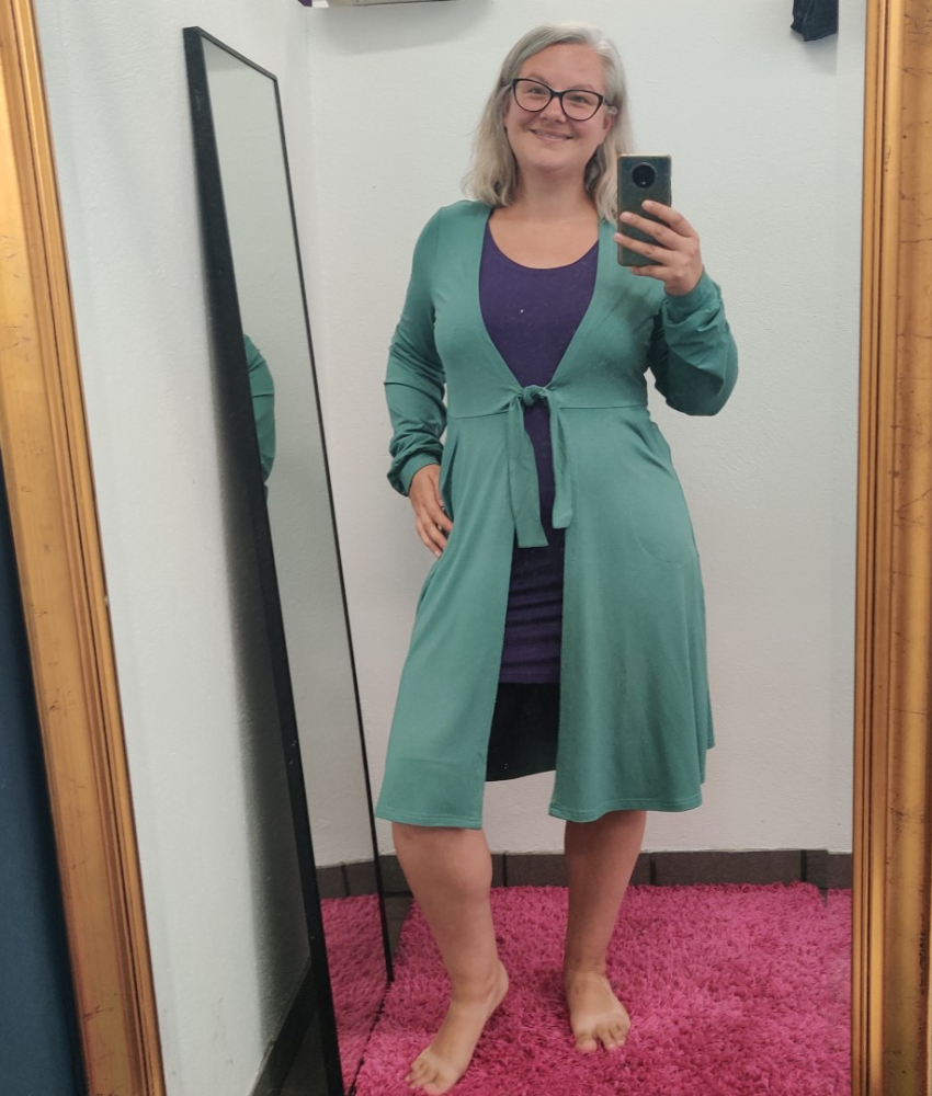 Bamboo Cardigan Ocean. Cardigan i store størrelser fra Amamiko