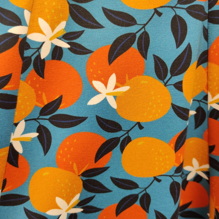 Ojo Orange Blossom. Plus size kjole fra Amamiko.