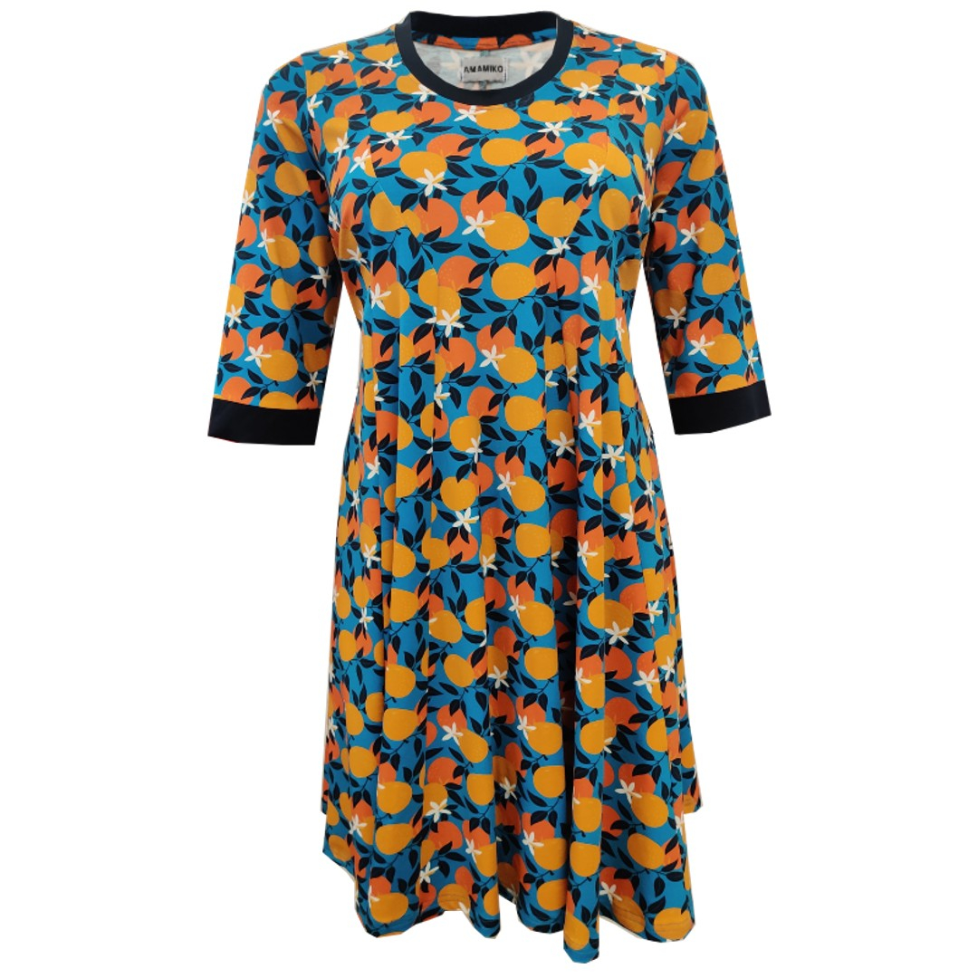 Ojo Orange Blossom. Plus size kjole fra Amamiko.
