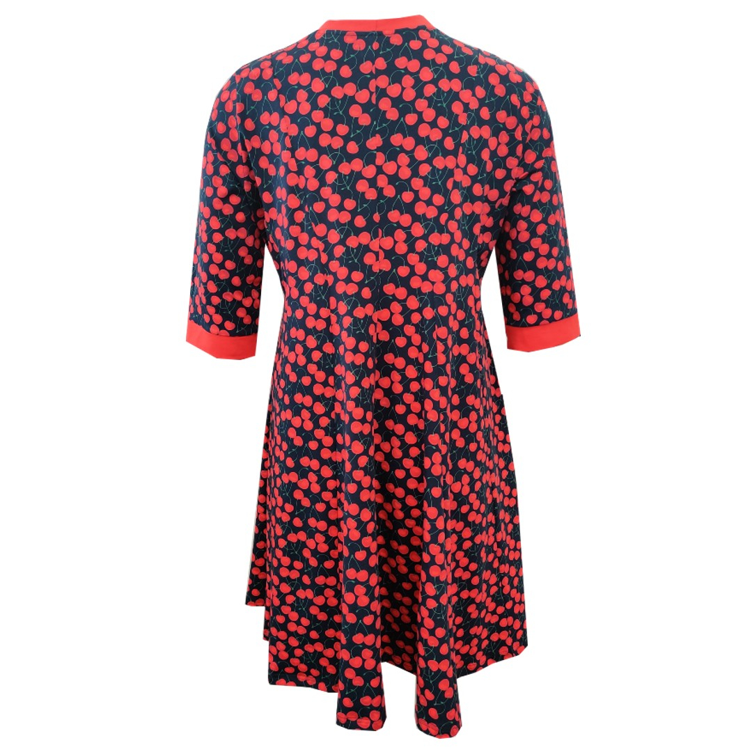 Ojo Cherry. Plus size kjole fra Amamiko.