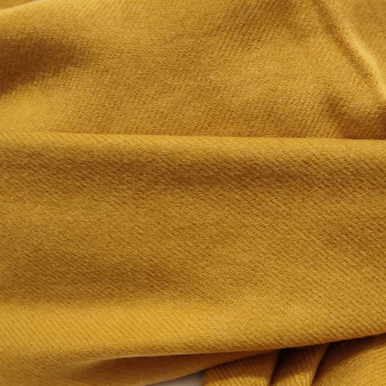 Sennepsgult uld tørklæde med frynser