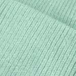 Mint grøn Strikket hue i blød angora blanding.