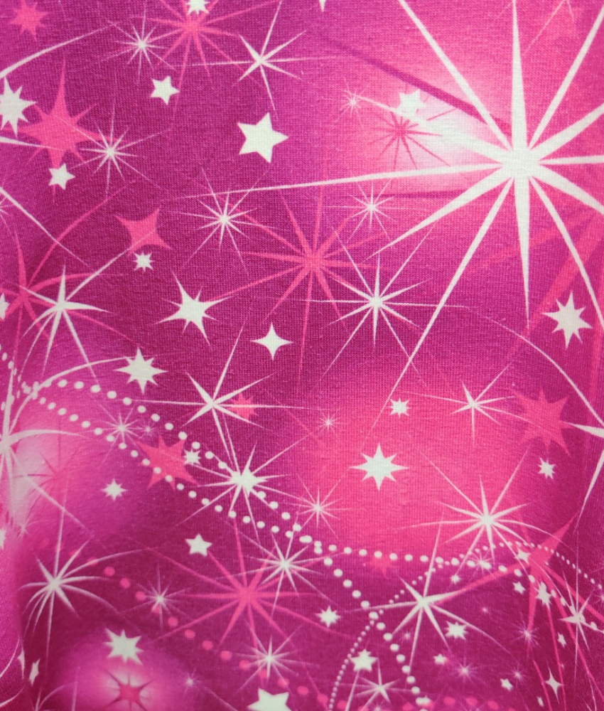 Tulla Pink Stars. Julekjole i store størrelser fra Amamiko.
