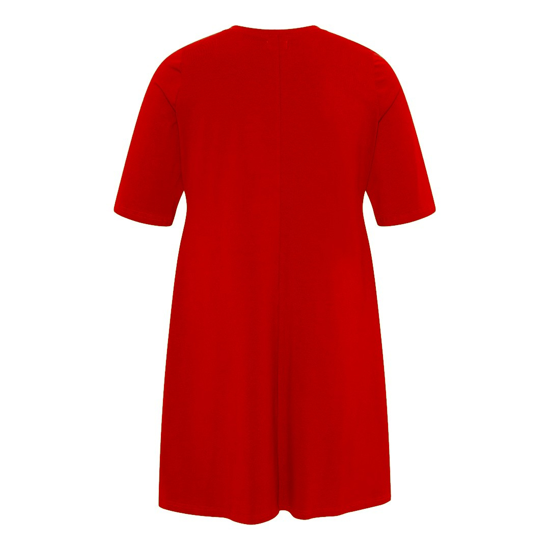 Tulla Red. Kjole i store størrelser fra Amamiko.