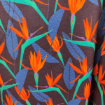 Genkei Blue Leaf. Blå plus size Kjole med blomster fra Amamiko