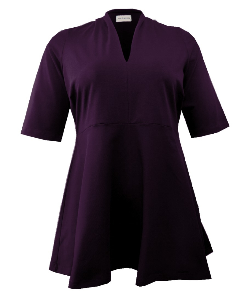 Mørke lilla plus size peplum bluse med dyb v-udskæring og læg på skulderen. 