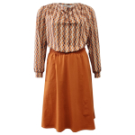 Natsu Retro Pearls Cognac. Plus size bluse med vandfald