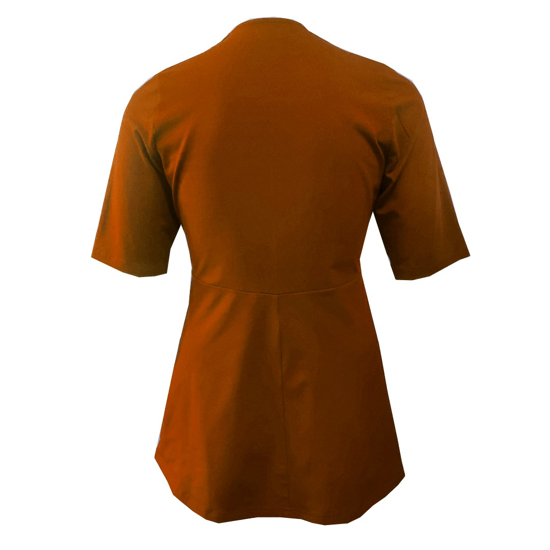 Sendai Cognac. Plus size peplum bluse fra Amamiko