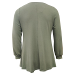 Natsu Soft Moss. Strikket plus size bluse med vandfald