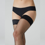 Sorte selvsiddende Plus Size netstrømper - Bahamas fra Cette