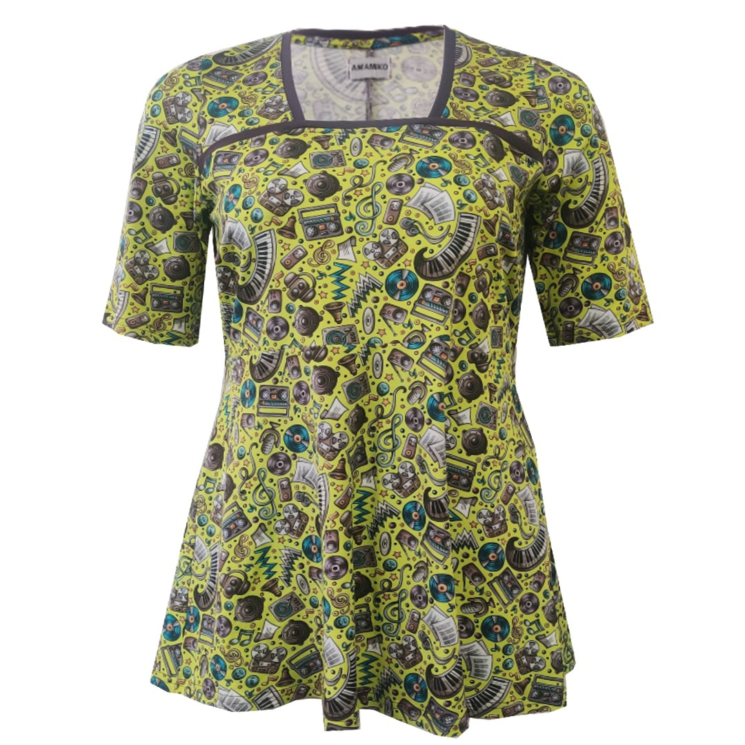 Keiko Don't Stop The Music. Bluse i store størrelser fra Amamiko