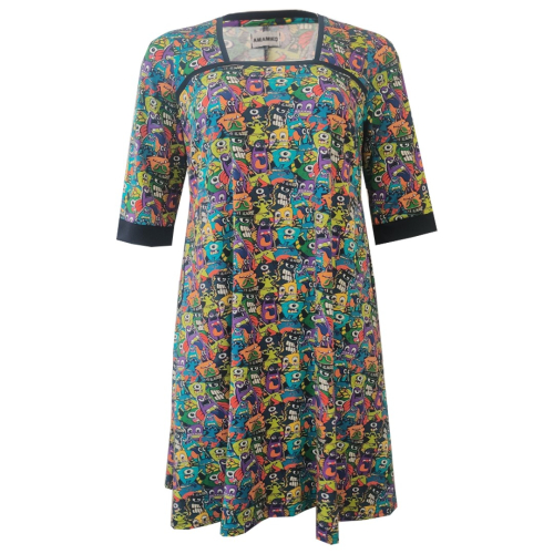 Tokyo Monster. Plus size kjole fra Amamiko.