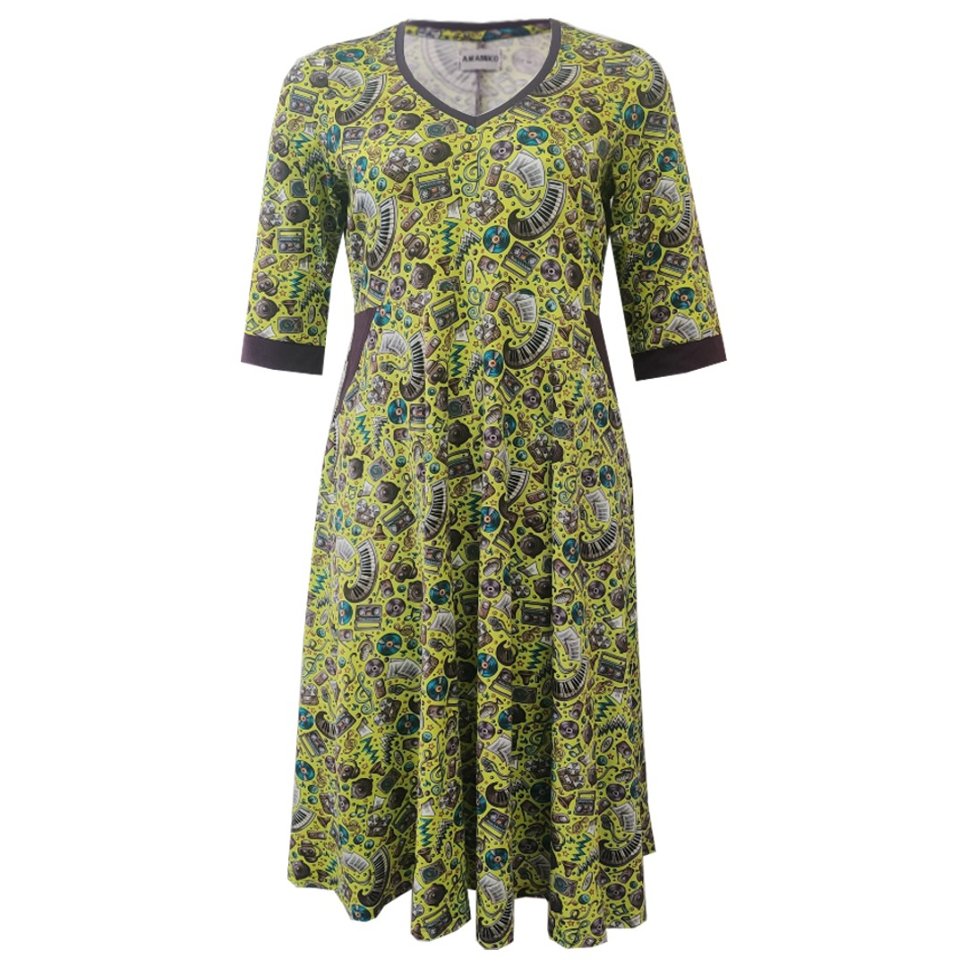 Dana Don't Stop The Music - PLUS SIZE kjole fra Amamiko