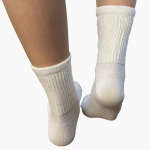 Hvide Bambus sokker med ekstra vidde fra Pamela Mann