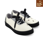 Buzzing Sneakers fra Hot Chocolate Design