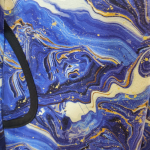 Blå plus size kjole med marmor mønster. Tulla Blue Marble