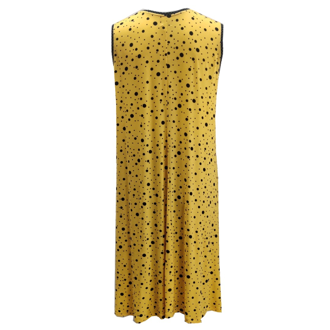 Gul plus size sommerkjole med sorte prikker. Moon Yellow Dot