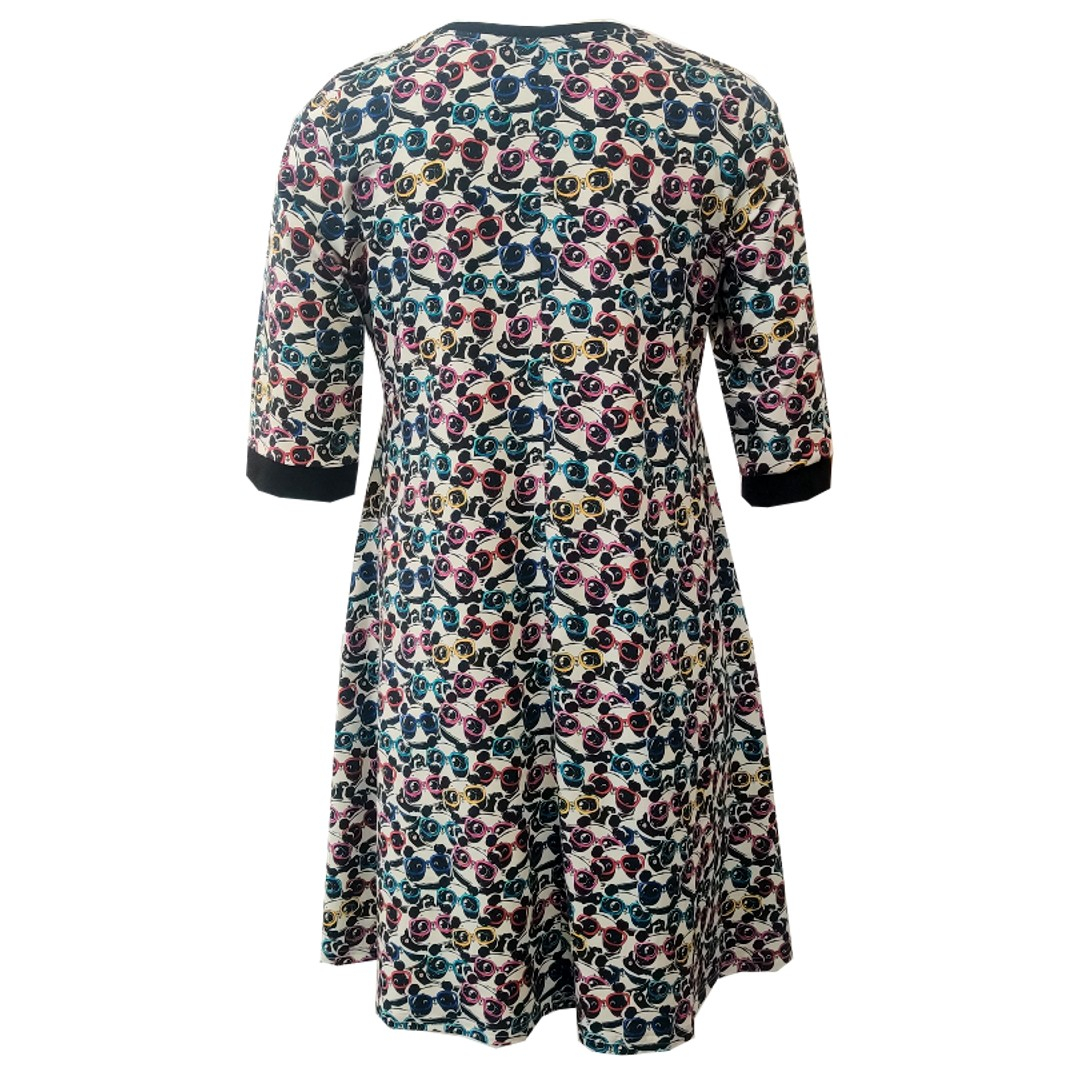 Tokyo Cute Panda. Plus size kjole fra Amamiko.