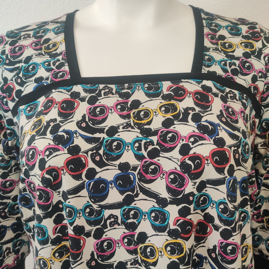 Tokyo Cute Panda. Plus size kjole fra Amamiko.