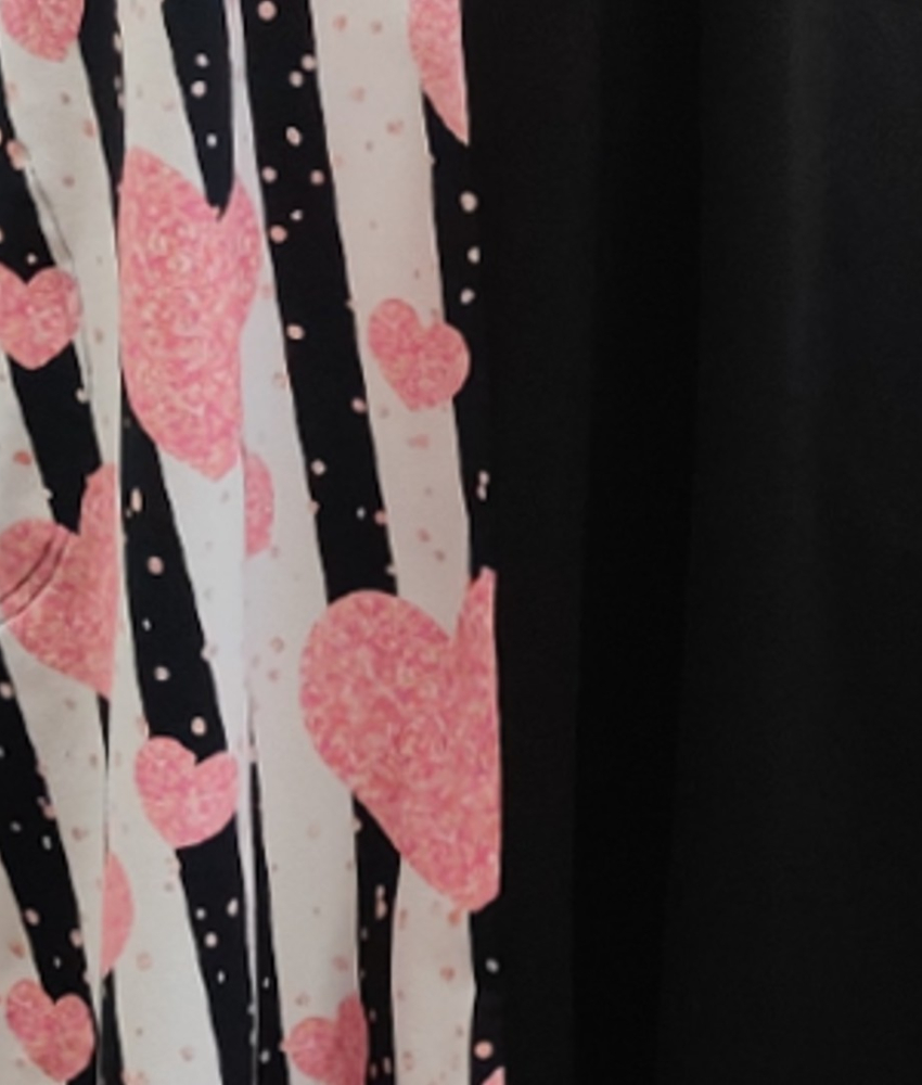 A-formet plus size kjole med striber og hjerter. Tulla Hearts n' Stripes