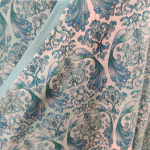 Mintgrøn plus size kjole med empiresnit. Genkei Mint Baroque