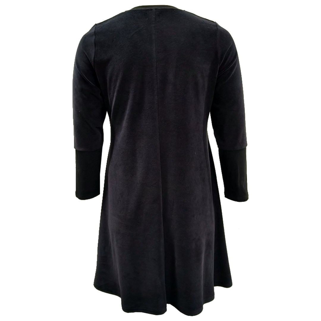 Sort plus size velour kjole med A-form - Tokyo Black Velvet