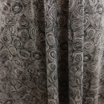 Grå plus size kjole med sorte detaljer og empiresnit. Genkei Grey Doodles