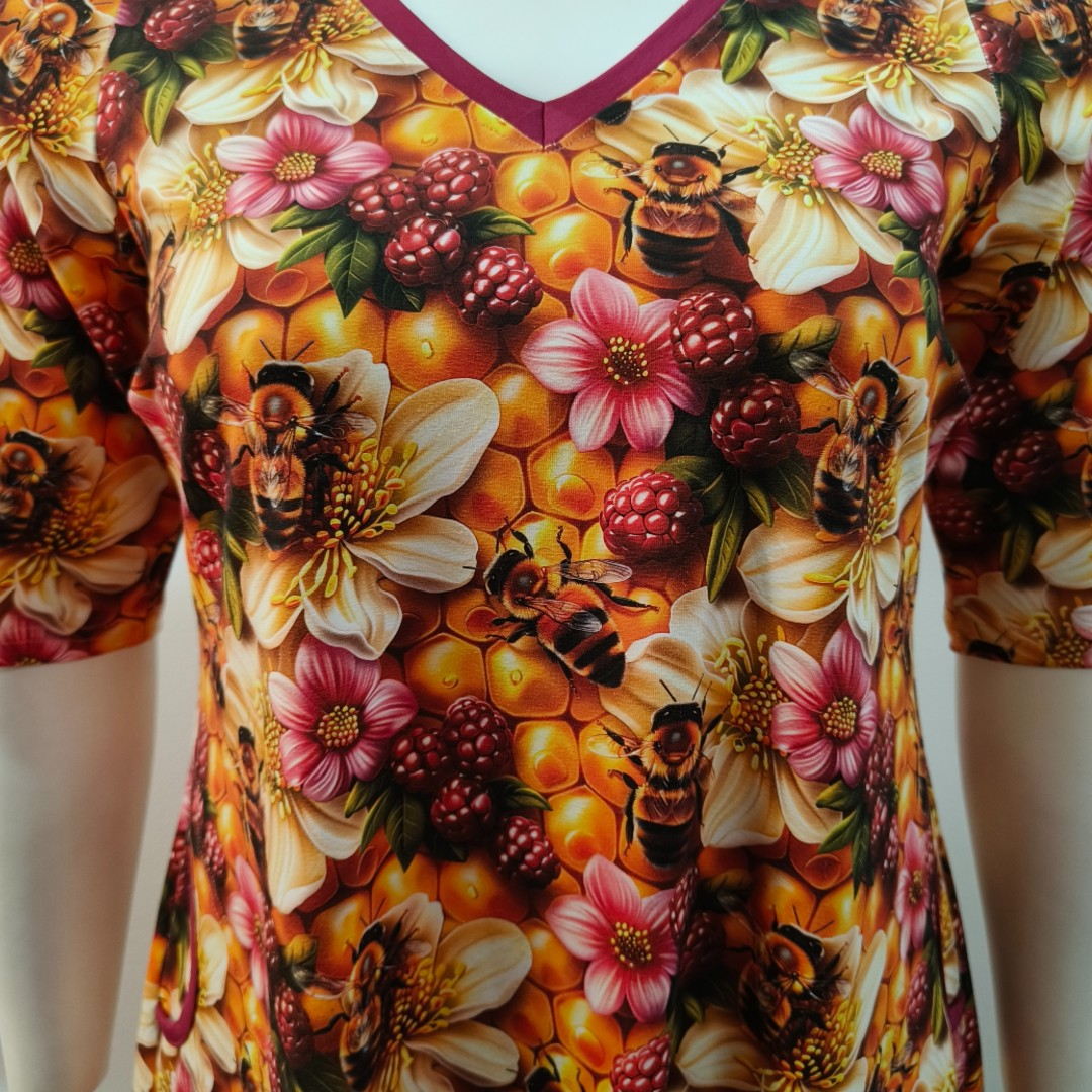 A-formet plus size kjole med honning og bier
