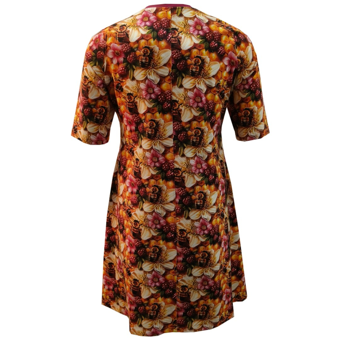 A-formet plus size kjole med honning og bier