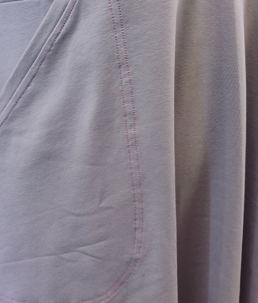 Takasaki Lavender. Kjole i store størrelser fra Amamiko