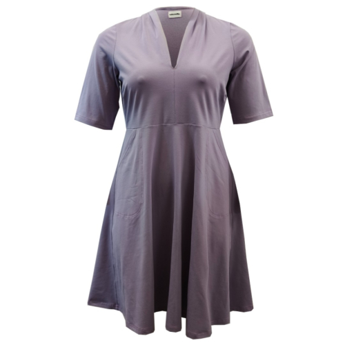 Takasaki Lavender. Kjole i store størrelser fra Amamiko