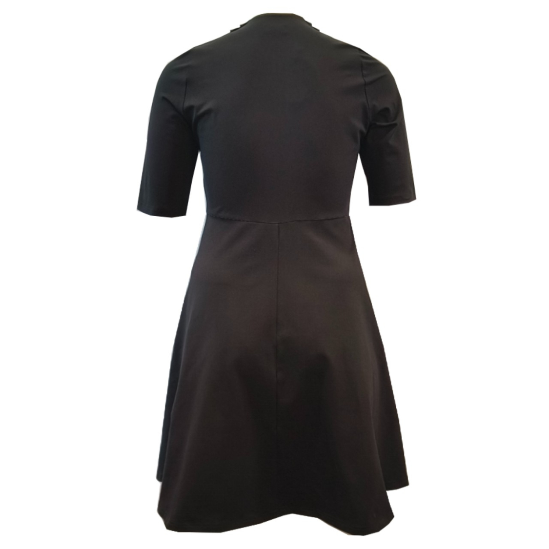 Takasaki Black. Kjole i store størrelser fra Amamiko