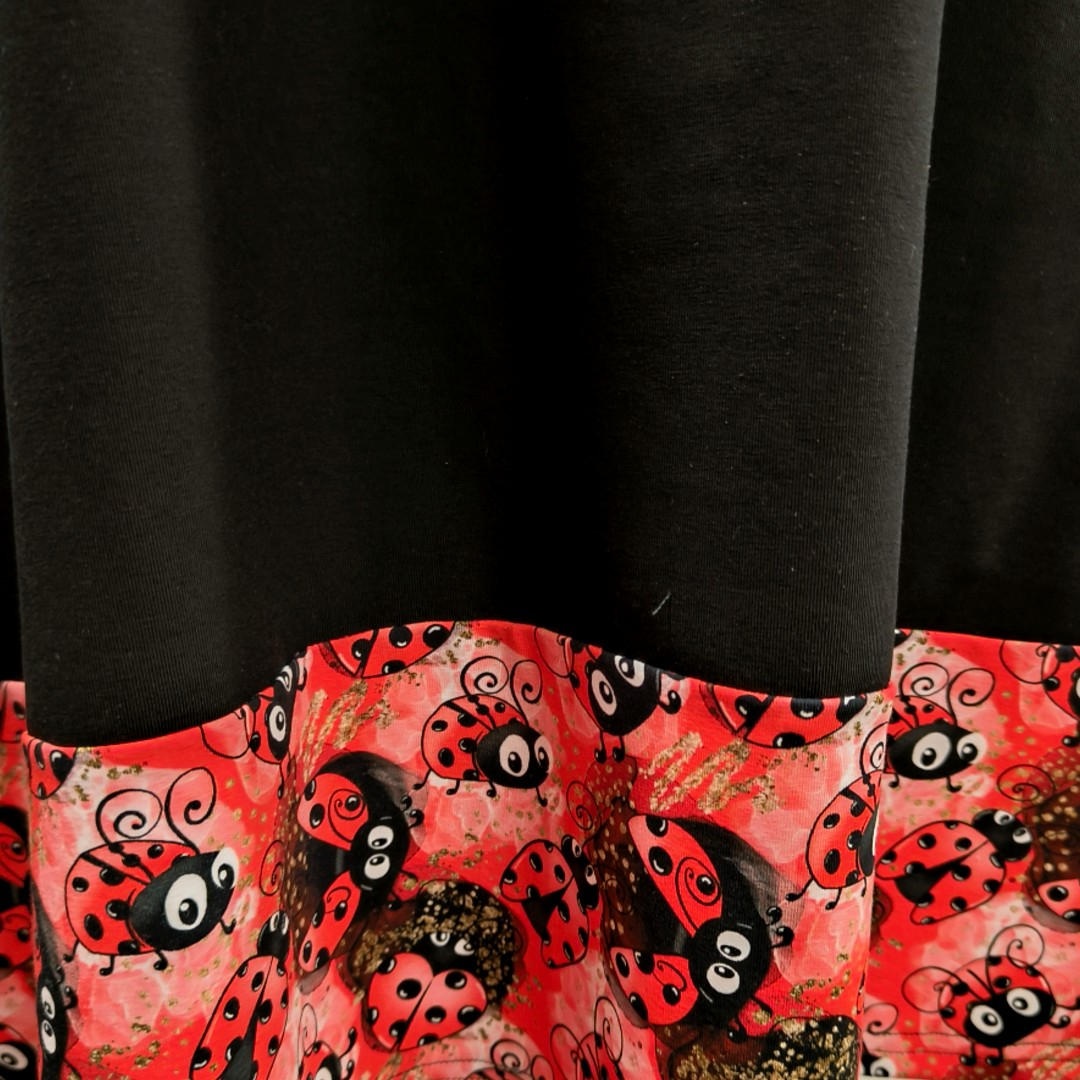 A-formet plus size kjole med mariehøns - Saki Ladybug