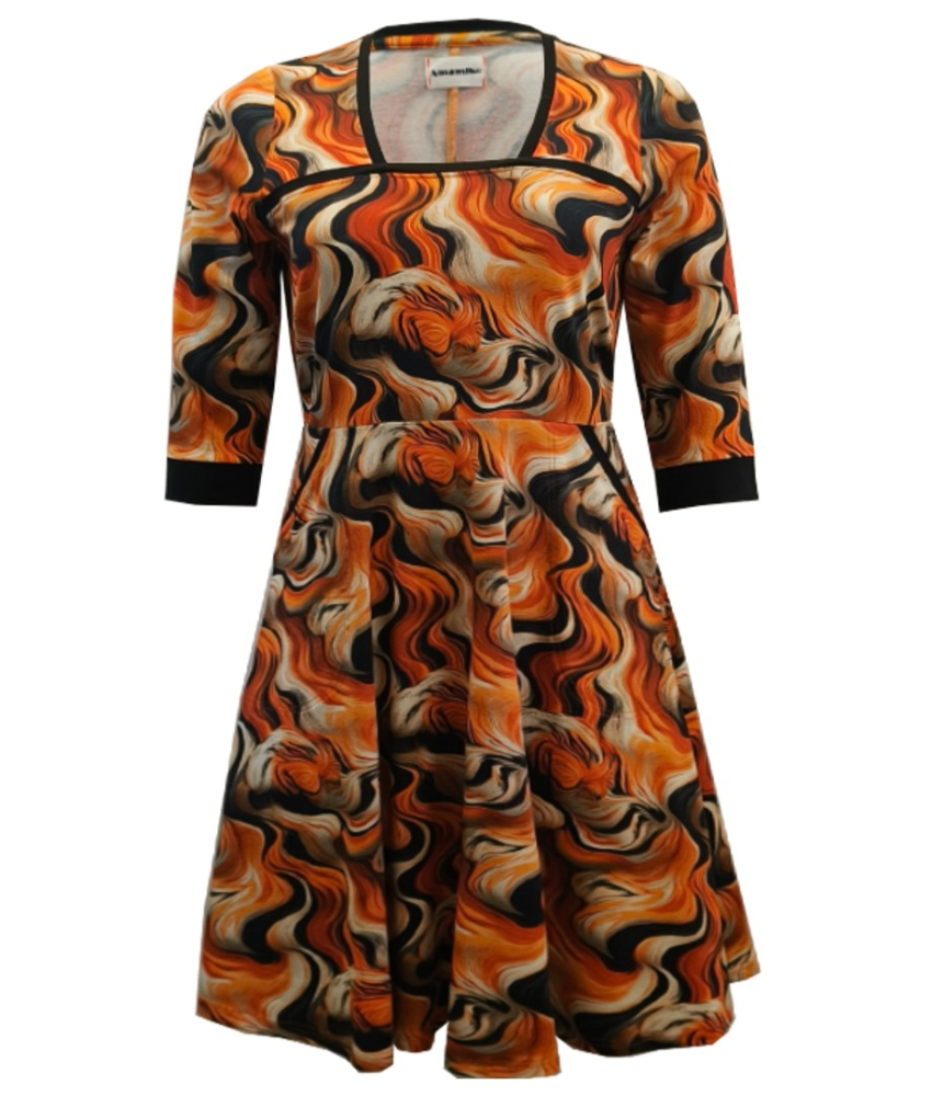 Gul plus size kjole med tigerstriber - Genkei Eye Of The Tiger