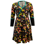 Plus size kjole med lakridskonfekt - Bika Liquorice