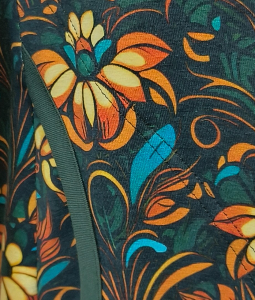 Løs Plus Size kjole i blomster print - Emi Art Deco Flower